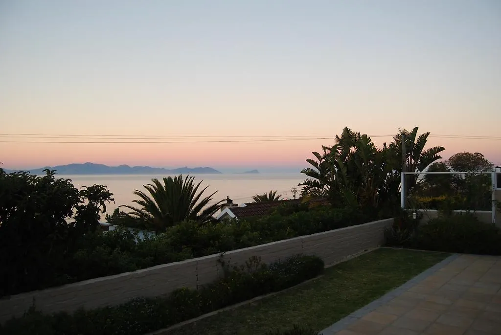 Daire Seagetaway Self Catering Accommodation Simonʼs Town